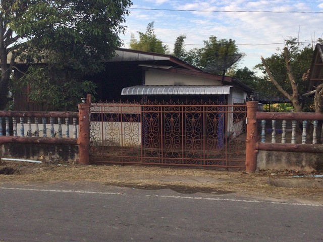 ขาย บ้านพักอาศัยครึ่งตึกครึ่งไม้ชั้นเดียว  ต.ห้วยลาน อ.ดอกคำใต้ จ.พะเยา  PAP7-0541