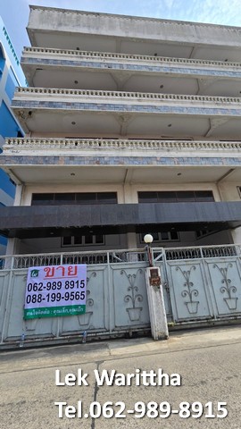 ขายอาคาร 4 ชั้นครึ่ง 55 ตร.ว.ใจกลางสุขุมวิท 76  ซ.กุศลส่ง 1 เหมาะทำออฟฟิศ อพาร์ทเมนท์ หรือที่พักอาศัย