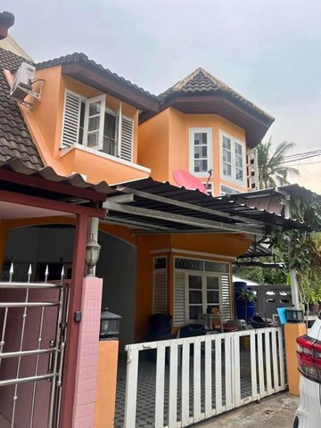 ขายด่วนทาวน์เฮาส์ 2ชั้น ทำเลดี ใกล้ไนท์บาร์ซ่า  ช้างคลาน         