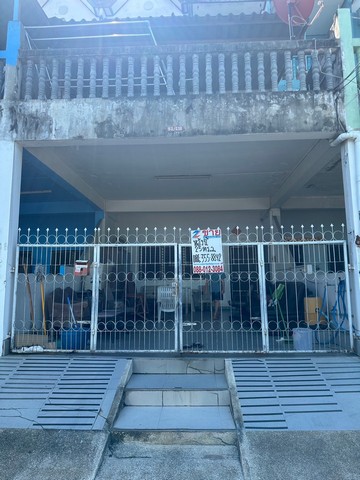 ขายทาวน์เฮ้าส์ 3 ชั้น เนื้อที่ 18 ตารางวา   ซอยจรัญสนิทวงศ์ 25 แยก 18   บางกอกน้อย กรุงเทพมหานคร    ZT379 