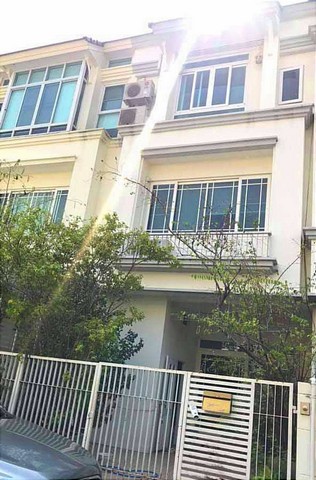 ให้เช่าทาวโฮมลาดพร้าว71  The Terrace นาคนิวาส 48ใกล้เซ็นทรัลอีสวิล   ย่านเลียบด่วน เอกมัย-รามอินทรา