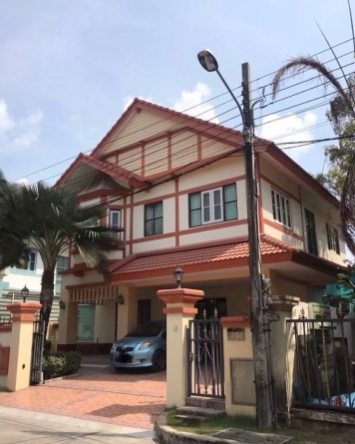 ให้เช่าและขายบ้านเดี่ยว หมู่บ้านลัดดารมย์ ราชพฤกษ์ รัตนาธิเบศร์  เนื้อที่ 82.5 ตารางวา 5 ห้องนอน 5 ห้องน้ำ