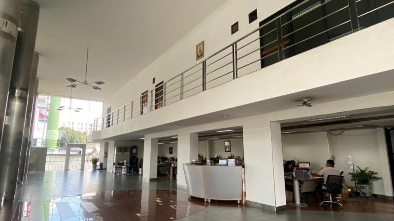 CH1044 ให้เช่าโชว์รูมรถ พร้อมอู่บริการ อาคารสำนักงาน ถนน วิภาวดีรังสิต 70 สามารถ พื้นที่ประมาณ 1,500 ตรม. วิภา70 (หลักสี่)