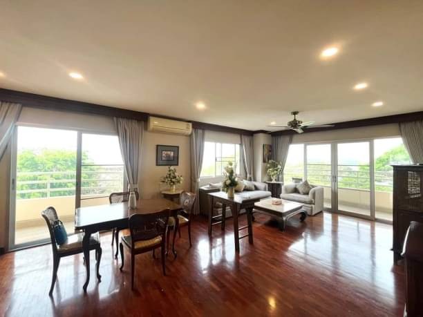 ให้เช่า/ขาย Floral Condo ห้องขนาดใหญ่ พื้นที่ 150 ตรม. 3 นอน 3 น้ำ ทำเลกลางเมือง โซนวัดเกต เฟอร์นิเจอร์ครบ เดินทางสะดวก พร้อมเข้าอยู่ได้เลย