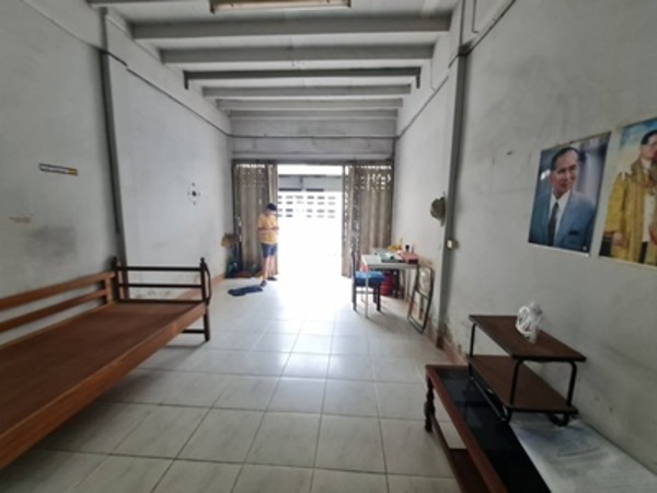 ขายอาคารพาณิชย์ ทำเลดี ซอยจรัญสนิทวงศ์ 65 ใกล้รถไฟฟ้า