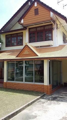 EPL-HR3405 ให้เช่าบ้านเดี่ยว  รามคำแหง124 หมู่บ้านเกศรี 2 เนื้อที่ 100 ตรว.พื้นที่ใช้สอยประมาณ 200 ตรม. 5 ห้องนอน 3 ห้องน้ำ