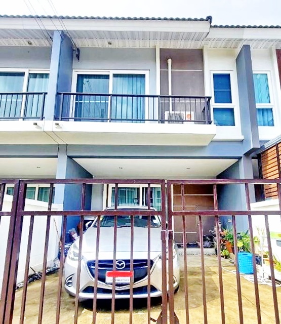 หทัยราษฎร์ 25-33 สุเหร่าคลองหนึ่ง ขาย-เช่าทาวน์เฮาส์ 2 ชั้น 18ตรว. 115ตรม. สภาพใหม่ 3นอน 2น้ำ 2จอดรถ 3แอร์ MRT ตลาดมีนบุรี 