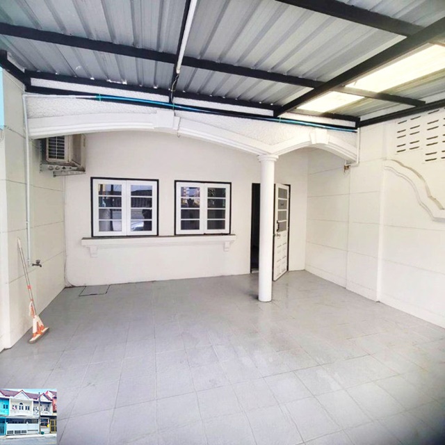 MRT ลาดพร้าว 83 ประชาอุทิศ ให้เช่าทาวน์โฮม 2 ชั้น  ลาดพร้าว 88-98 22ตรว.132ตรม. รักสัตว์ ไม่เคยอยู่ 2นอน 2น้ำ 3แอร์ 