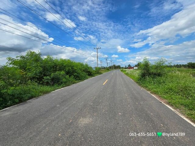 ขายที่สวยวิวเขา ติดถนนลาดยางขุดบ่อ ถมที่ไว้เรียบร้อย ต.วังกระโจม อ.เมืองนครนายก โฉนดครุฑแดงพร้อมโอน