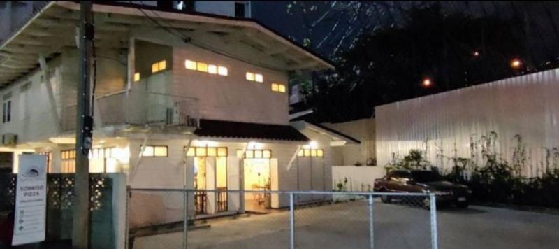 ให้เช่าบ้านเดี่ยว ซอยหมอเส็ง มักกะสัน เหมาะทำธุรกิจและพักอาศัย จอดรถได้มากว่า 10 คัน