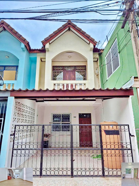 พหลโยธิน71-79 ไม่เคยปล่อยเช่า  ให้เช่าทาวน์เฮาส์ 2 ชั้น BTS คปอ.0.6 กม. ตกแต่งใหม่ 18ตรว. 120ตรม. ลำลูกกา 2นอน เซียร์ รังสิต