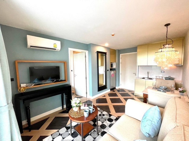 ให้เช่าคอนโด  เช่าระยะสั้น   เช่ารายวัน  2,400บาท จอดเทียน พัทยา  Tel. 0936785948