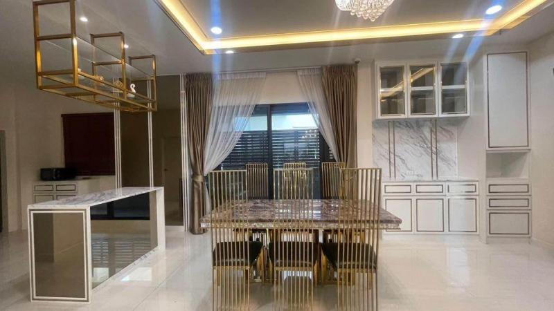 EPL-HR3408 ให้เช่าบ้านเดี่ยว ถนนพัฒนาการตัดใหม่ หมู่บ้านเดอะซิตี้พัฒนาการการ พื้นที่ใช้สอย 256 ตรม. ขนาด 65.90 ตรว. มี 4 ห้องนอน 4 ห้องน้ำ