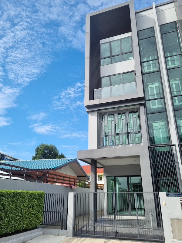 BH2932 ให้เช่า HOME OFFICE  เจ ดับบลิว เออร์เบิน โฮมออฟฟิศ สรงประภา-ดอนเมือง JW URBAN HOME OFFICE สรงประภา-ดอนเมือง