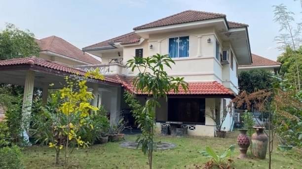 ขายด่วน 5.9 ล้าน 122 ตรว. บ้านเดี่ยว 2 ชั้น กุลพันธ์วิวล์ 9 หางดง บ้านหลังใหญ่ เนื้อที่กว้าง บนทำเลศักยภาพ ติดถนนเชียงใหม่-หางดง