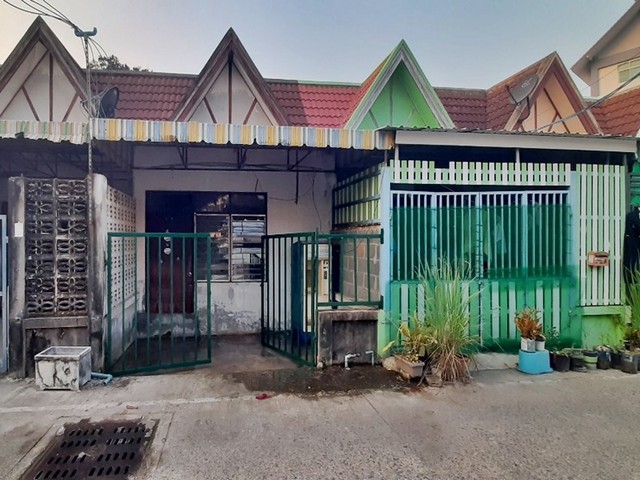 ขาย ทาวน์เฮ้าส์ 1 ชั้น  ต.นาเกลือ อ.บางละมุง จ.ชลบุรี   PAPT5_168