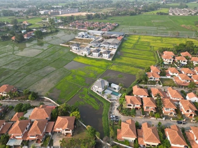 ขายที่ดิน 90ตารางวา ใกล้เซนทรัลนครสวรรค์   แหล่งชุมชน  ในตัวเมืองนครสวรรค์   ZK282