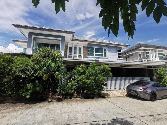 EPL-HS1222 ขายบ้าน​เดี่ยว 2 ชั้น หลังใหญ่​หัวมุ​ม ตรงข้าม​แฟชั่น​ ใกล้รถไฟฟ้า​ โครงการบางกอก​บูเลอวาร์ด​ รามอินทรา​3 เนื้อที่ 79 ตรว.