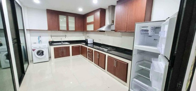 ให้เช่าทาวโฮมใกล้  ใกล้BTS มหาวิทยาลัยเกษตรศาสตร์  ลาดปลาเค้า เกษตรนวมินทร์ รามอินทรา หมู่บ้านอารียาโมวา ใกล้วัดลาดปลาเค้า