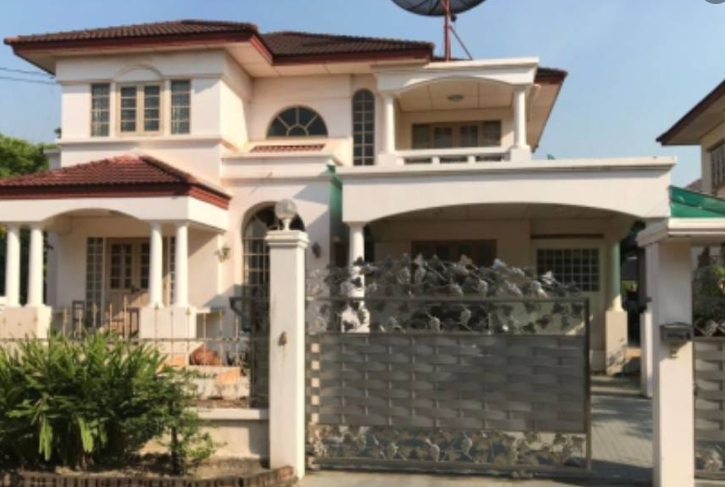 ให้เช่าและขาย บ้านเดี่ยว 2 ชั้น แปลงมุม พฤกษ์ภิรมย์ รีเจ้นท์ ปิ่นเกล้า เนื้อที่ 121 ตร.วา 3นอน 3น้ำ