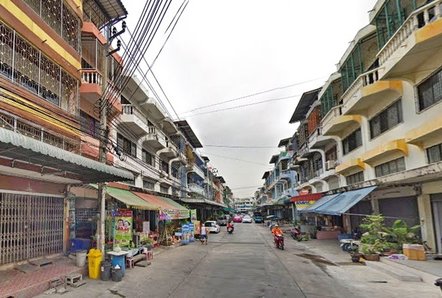 สะแกงาม 25-41 ย่านพระราม 2 ให้เช่าอาคารพาณิชย์ 3.5 ชั้น+ดาดฟ้า 16ตรว. 175ตรม. บางขุนเทียน พลุกพล่าน 3นอน 2น้ำ 1จอดรถ เดินทางสะดวก 