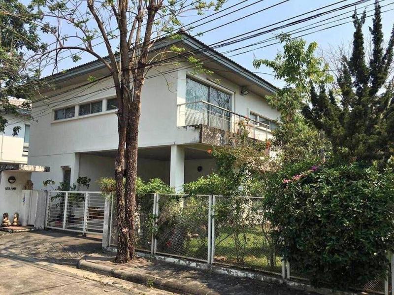 EPL-HS1231 ขายบ้านเดี่ยว ย่านวัชรพล โนเบิล นีโอ Noble Neo พื้นที่ใช้สอยประมาณ 260 ตรม 3 ห้องนอน 3 ห้องน้ำ ขนาด100 ตรว.จอดรถได้ 3 คัน