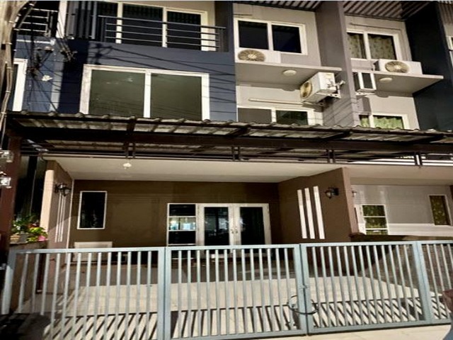 PB4337 ให้เช่าทาวน์โฮม ซอยรามอินทรา 76 โครงการ กรีนนิช รามอินทรา ใกล้ แฟชั่นไอร์แลนด์ ทำออฟฟิศจดทะเบียนบริษัทได้ เลี้ยงสัตว์ได้