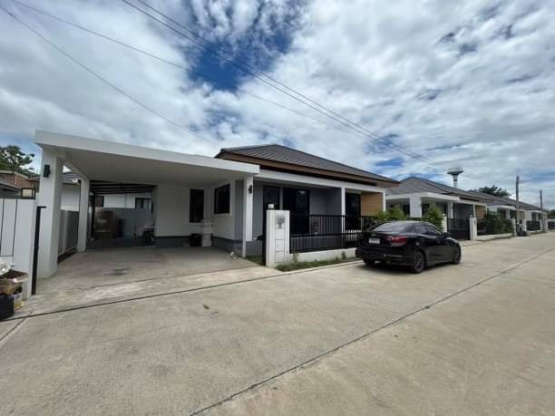 บ้านใหม่มาก ให้เช่า 21,000 บาท 58 ตรว. บ้านชั้นเดียว หางดง สไตล์โมเดิร์น ตกแต่งสวย เนื้อที่กว้าง เฟอร์นิเจอร์ครบ พร้อมเข้าอยู่ได้เลย