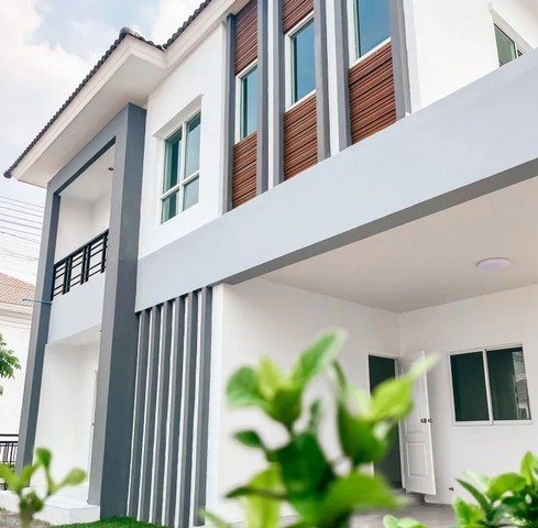 บ้านเดี่ยว หลังมุม หมู่บ้าน แลนซิโอ คริป เพชรเกษม 81 ลักชูที่สุดของ ลลิน พร้อพเพอร์ตี้