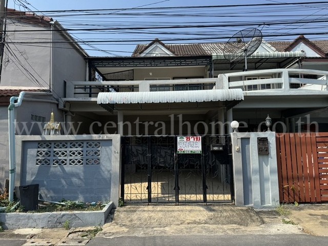 P1 ทาวน์เฮ้าส์ งามวงศ์วาน 43 แยก 2-13 ( ชินเขต1/33 ) ใกล้ SRT สถานีทุ่งสองห้อง