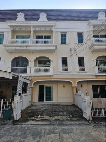 ขาย โฮมออฟฟิต 3 ชั้น The Metro Sathon ในโครงการ The Lake Sathon ขนาด 18ตรว.รีโนเวทใหม่ทั้งหลัง พร้อมเข้าอยู่