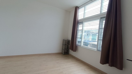 กัสโต้ เพชรเกษม - ทวีวัฒนา  ถนนทวีวัฒนา ซอย 9   แขวงทวีวัฒนา  เขตทวีวัฒนา  กทม.  