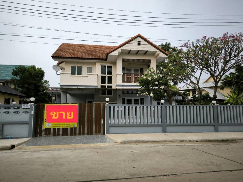 ขายบ้านหรู หมู่บ้านมหาชัยเมืองทอง 97 ตร.วา.  ต.บางหญ้าแพรก อ.เมือง จ.สมุทรสาคร   ZW362