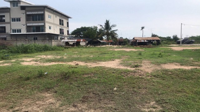 ขายที่ดินถมแล้ว ซอยชะอำ 28 อำเภอชะอำ จังหวัดเพชรบุรี ขนาดที่ 180 ตารางวา