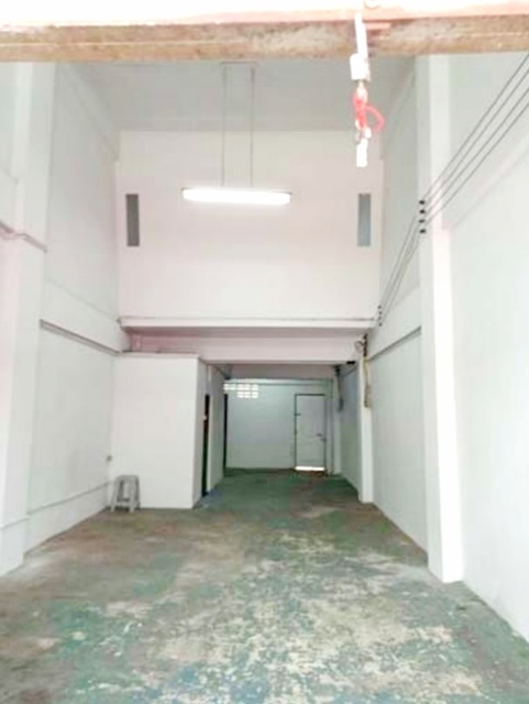 บางปลา บิ๊กซี บางพลี ให้เช่าอาคารอาคารพาณิชย์ 3 ชั้น+ชั้นลอย 24ตรว. 244ตรม. เก็บคลังสินค้า สะดวก 3นอน 2น้ำ 2จอดรถ