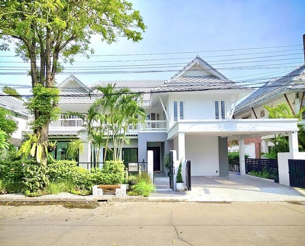 ขายบ้าน หมู่บ้านโนเบิล วานา วัชรพล สไตล์รีสอร์ท 87 ตรว. ลดเหลือ 14,790,000 บาท 