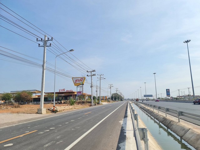 ขายที่ดิน พร้อมสิ่งปลูกสร้างจังหวัดสมุทรสงคราม ทำเลดี ติดถนนพระราม2