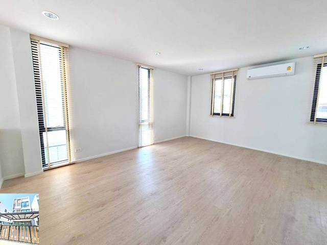 วิภาวดีรังสิต76-80 BTS แยก คปอ. 2.5 กม. ให้เช่าโฮมออฟฟิศ 3 ชั้น Stand Alone 42ตรว. 220ตรม.ทำออฟฟิศ 3นอน 3น้ำ 5จอดรถ 3แอร์ สะดวก