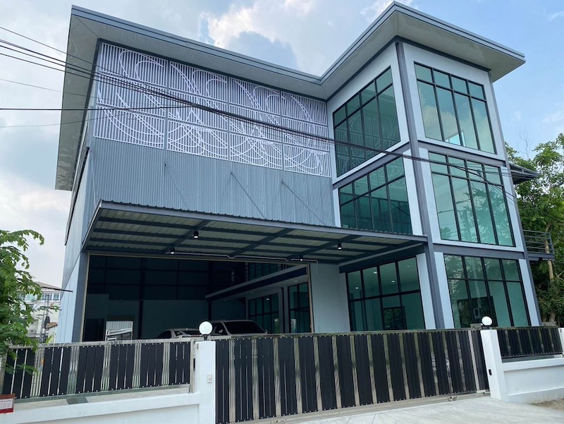 BS834 ขาย Office มี 3ชั้น สำนักงานกึ่งโกดัง ซอยลาดพร้าว 71  ใกล้central Eastville รถไฟฟ้าสถานีลาดพร้าว 71