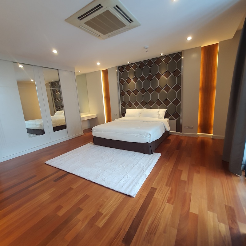 BH2952 ให้เช่าห้องพักสุดหรู Penthouse Duplex 2 ชั้น ที่คอนโด เดอะ โฟร์วิงส์ เรสซิเดนซ์ (ศรีนครินทร์) The Four Wings Residence Srinakarin