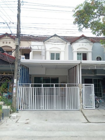  ขายทาวน์เฮ้าส์ 2 ชั้น หมู่บ้าน รินทร์ทอง ลำลูกกา คลอง 2 อยู่ใกล้รถไฟฟ้า BTS คูคต 4 km. สะดวกสบายสุดๆ