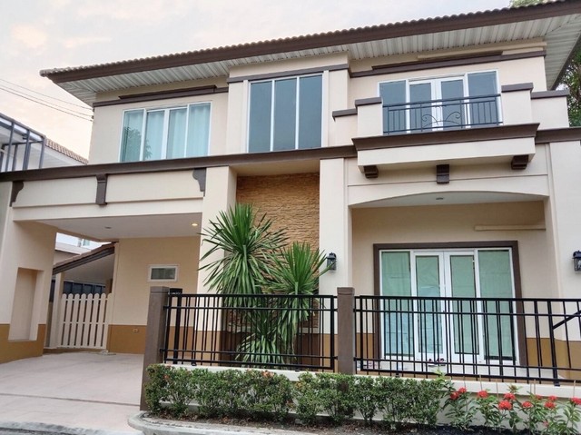 บ้านเดี่ยว หมู่บ้านเพอร์เฟค เพลส ราชพฤกษ์ เฟส 1 บิวท์อินทั้งหลัง พร้อมเข้าอยู่ ใกล้ส่วนกลาง