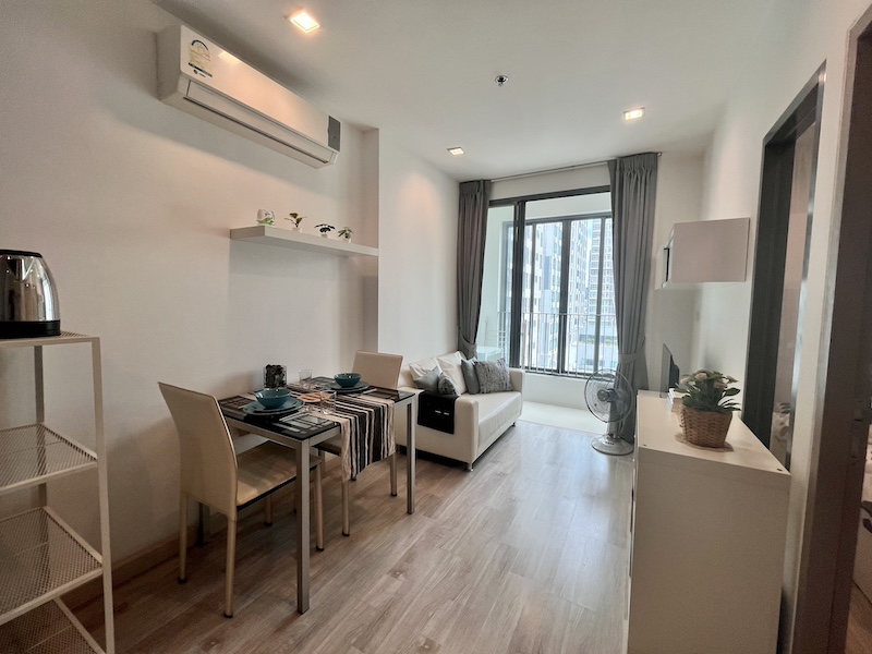 BH2966 ปล่อยเช่า คอนโด IDEO Mobi สุขุมวิท อาคาร A 1 ห้องนอนใกล้รถไฟฟ้า BTS อ่อนนุช ตกแต่งครบและพร้อมเข้าอยู่