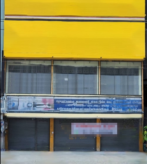  ให้เช่าอาคารพาณิชย์ 3 คูหา ใกล้BTS สถานีแบริ่ง 100 เมตร ติดถนนใหญ่ จอดรถได้ 