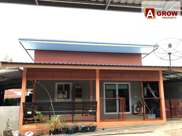 บ้านเดี่ยวพร้อมกิจการขายของ ร้านถ่ายเอกสาร และฟาร์มวัว เนื้อที่ 1 ไร่ 2 งาน 30 ตรว. สามารถดำเนินกิจการต่อได้เลย