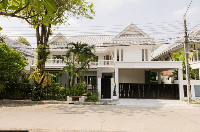 ขายบ้านเดี่ยว 2 ชั้น 87 ตรว. หมู่บ้านโนเบิล วานา วัชรพล ใกล้ทางด่วนรามอินทรา