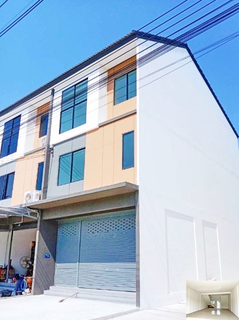 พยอม โรงเกลือมาร์เก็ต 2.5 กม ให้เช่าอาคารพาณิชย์ 3 ชั้น .ใหม่มาก ห้องริม 22ตรว. 220ตรม. ทำเลดีมาก ประตูน้ำพระอินทร์ 3นอน 3น้ำ  นิคมนวนคร 