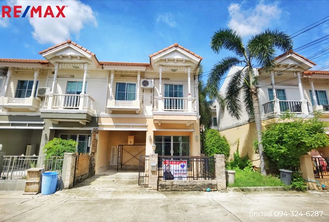 The Villa Rattanathibet เดอะ วิลล่า รัตนาธิเบศร์ ท่าอิฐ ทาวน์โฮม หลังริม ลมเย็นสบายทั้งวัน 