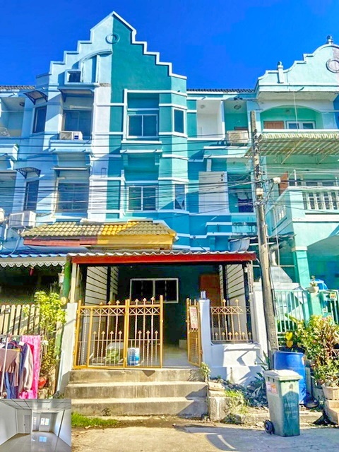 MRT ศรีแบริ่ง 1.5กม. ศรีด่าน18-24 ให้เช่าทาวน์เฮ้าส์ 3 ชั้น เทพารักษ์ 22ตรว. 185ตรม. รีโนเวทใหม่ 4นอน 3น้ำ 1จอดรถ แม็คโคร ศรีนครินทร์ 