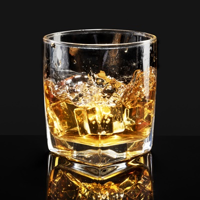 เซ้งร้านชิล ในศูนย์การค้า Mega Bangna เซ้งไปเปิดร้านได้เลย ร้านดังมีชื่อเสียง จัดคอนเสิร์ตใหญ่ได้